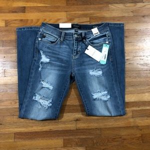 Judy Blue distressed mid rise skinny jean
